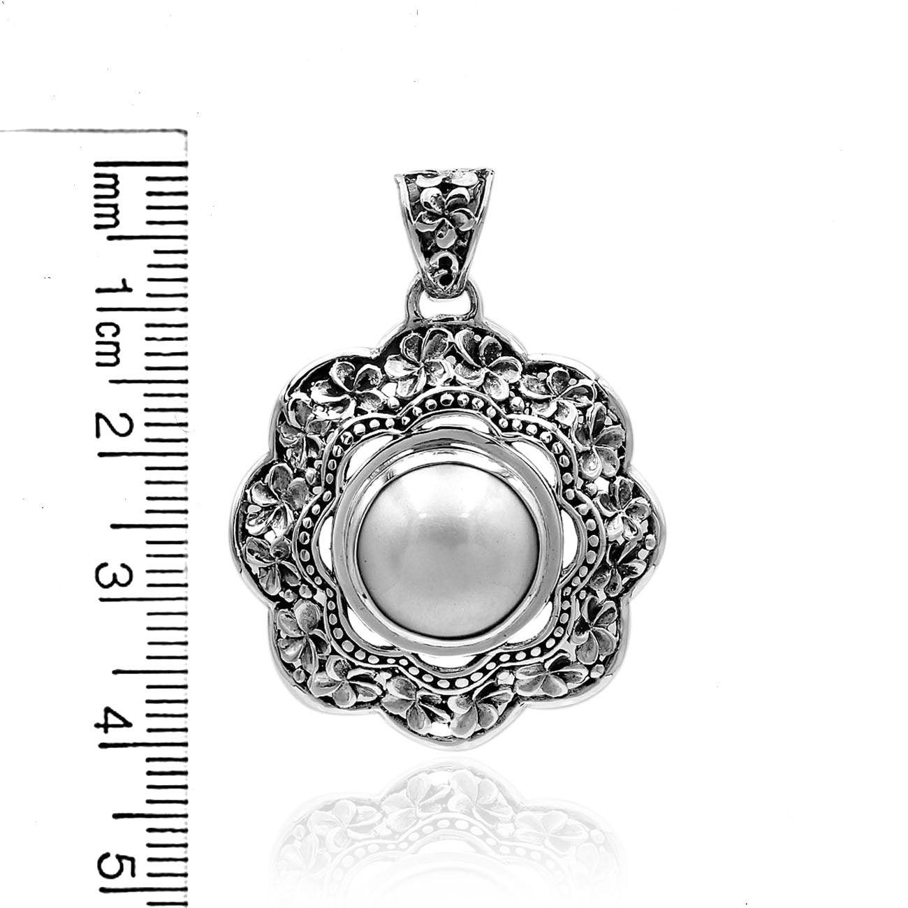 Floral FreshWater Mabe Pearl Pendant Necklace in 925 Sterling Silver With Chain - 4.0 Cm - Inspiring Jewellery