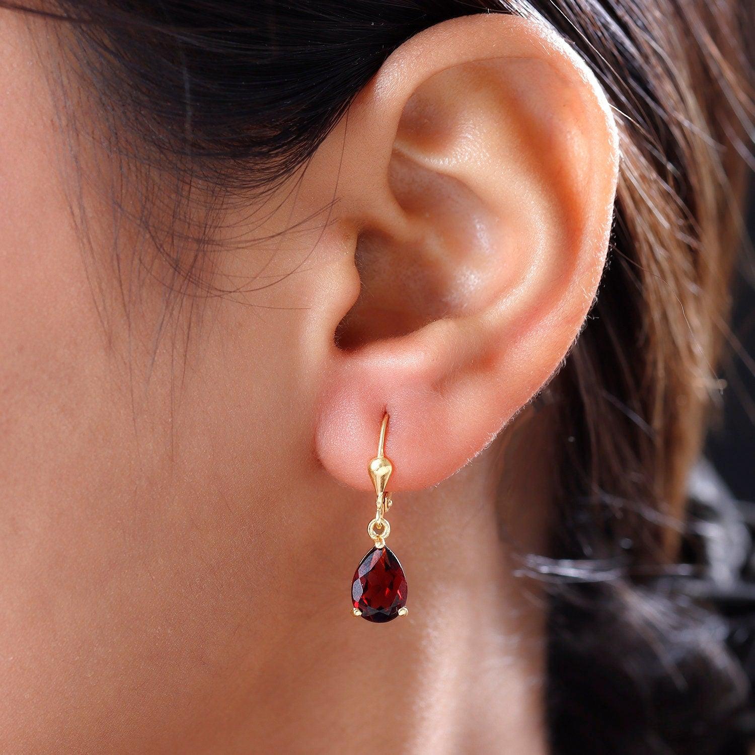 Vintage solid 925 sterling deals silver post dangle earrings with beautiful Garnets!